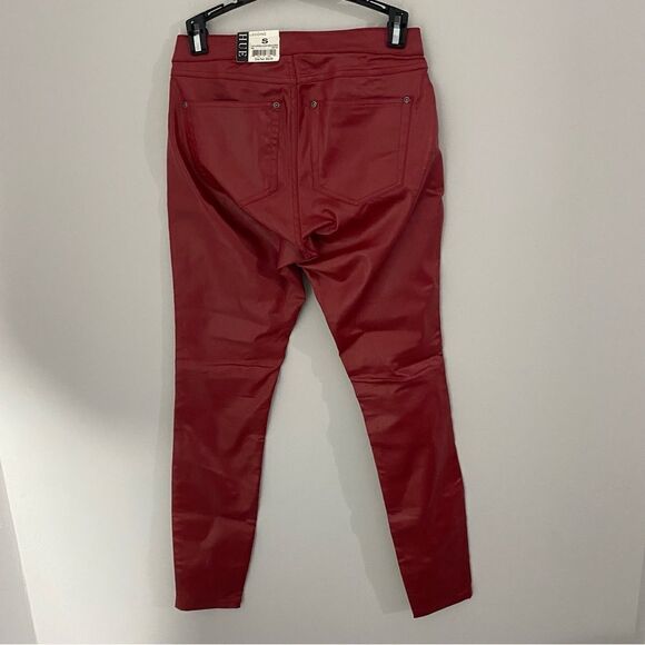 Hue Leggings Women’s Zippered Glossy Denim Leggings Deep Red - Picture 3 of 3